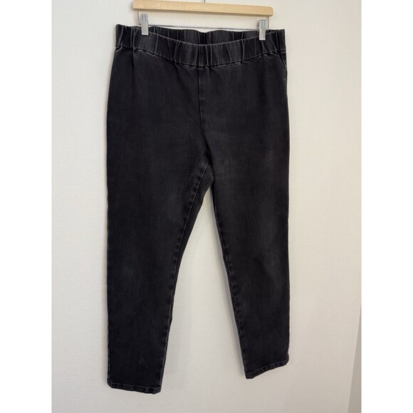 Soft Surroundings Women's XL Pull On Jeans Black Straight Denim Classic Elastic - Picture 3 of 8